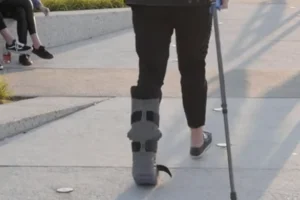 how many hours a day should you wear a walking boot